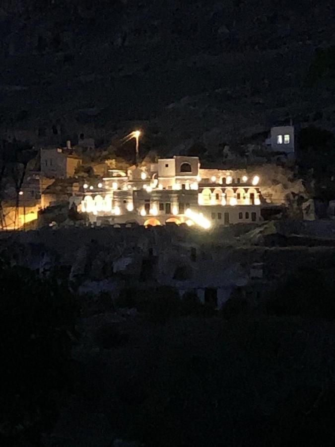 Lavender Cave Hotel เนฟซิเฮียร์ ภายนอก รูปภาพ